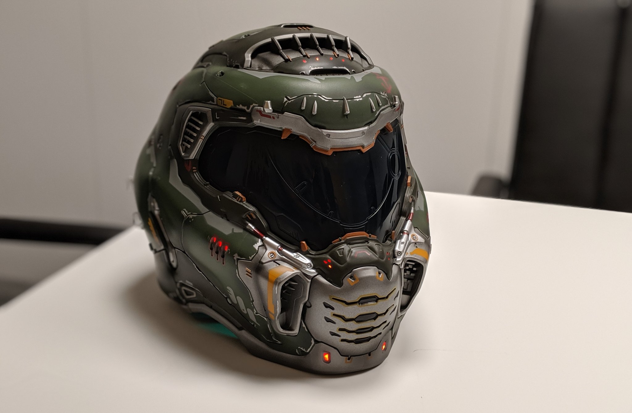 Doomguy motorcycle helmet