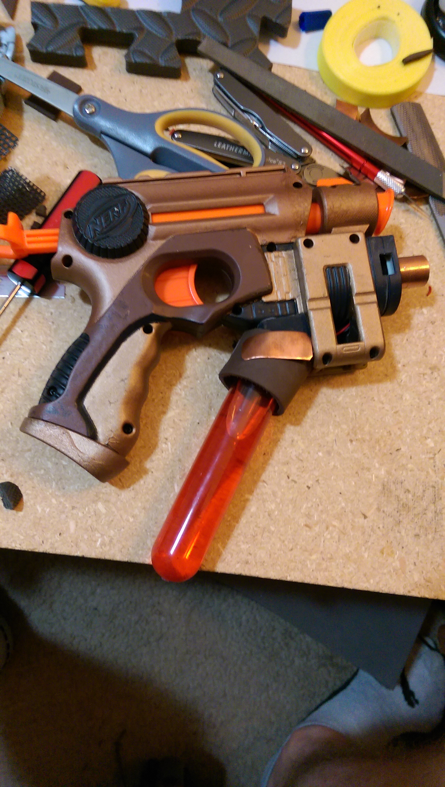 Blaster completed (I forgot to take an extra WIP picture)