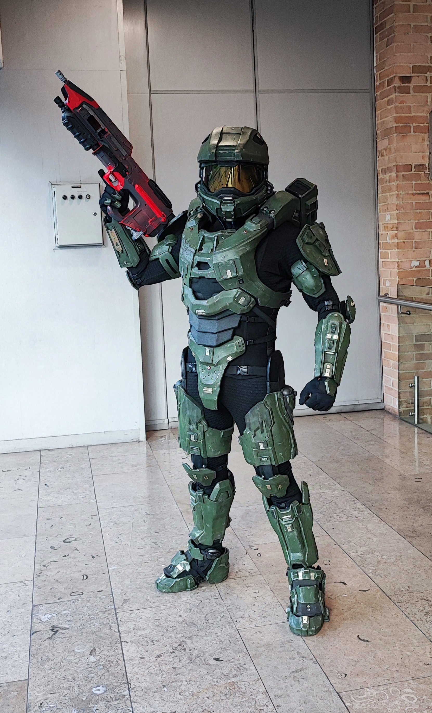 ULTIMA VERSION DEL TRAJE DEL JEFE MAESTRO DE HALO 4